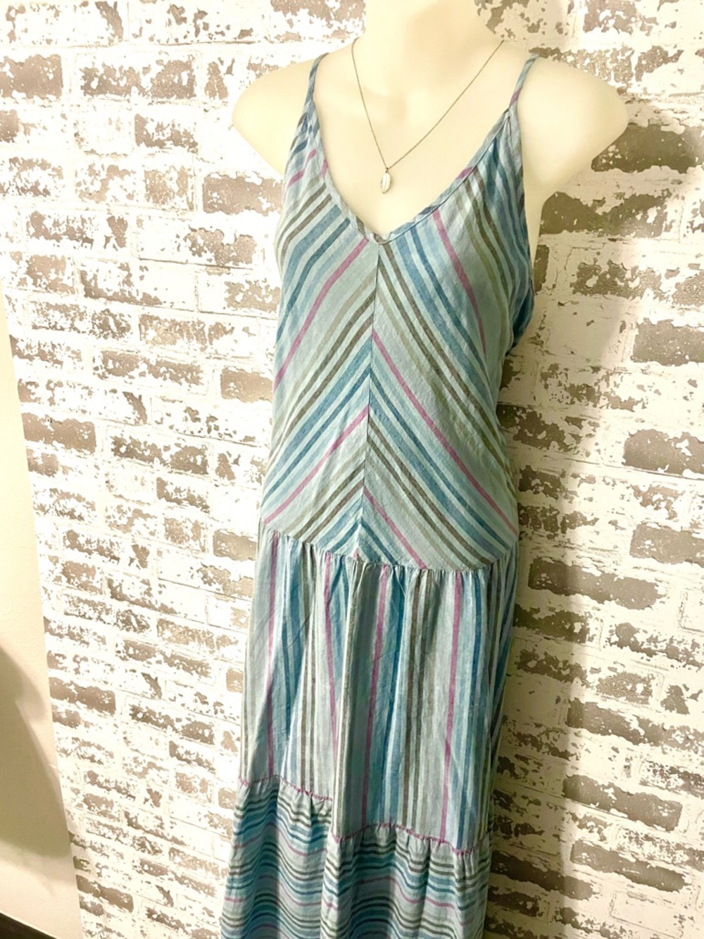 Self Contrast Sun Washed Striped Maxi Dress M NWT Tiered Blue Pink Boho Tall - Picture 3 of 9